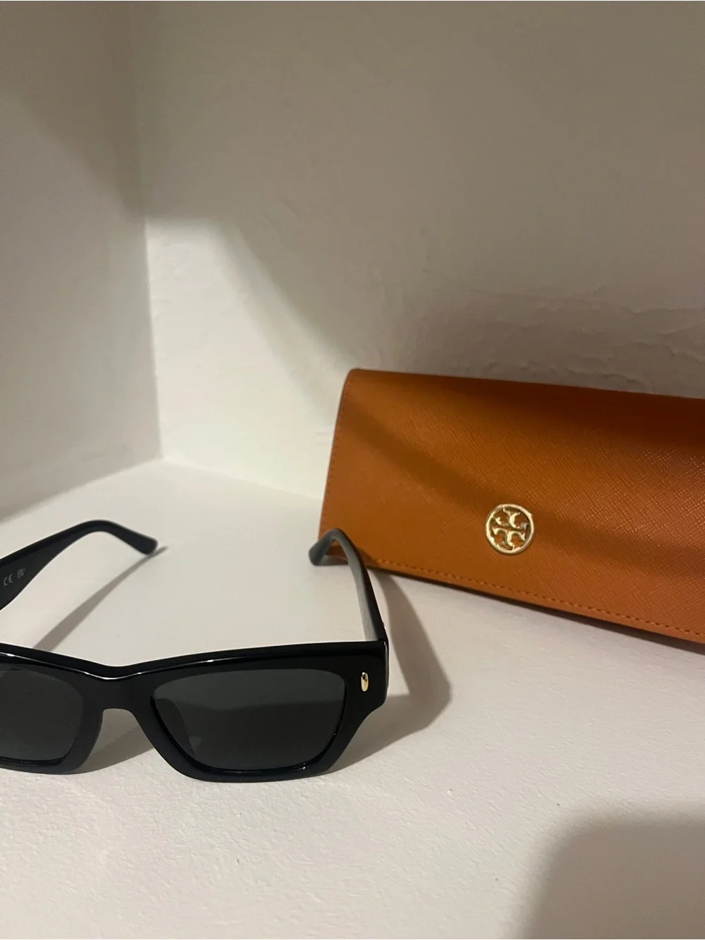 Tory Burch bold black
